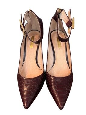 Louise et Cie Textured Neutral Embossed Ankle Strap Heels Burgundy Leather Pumps